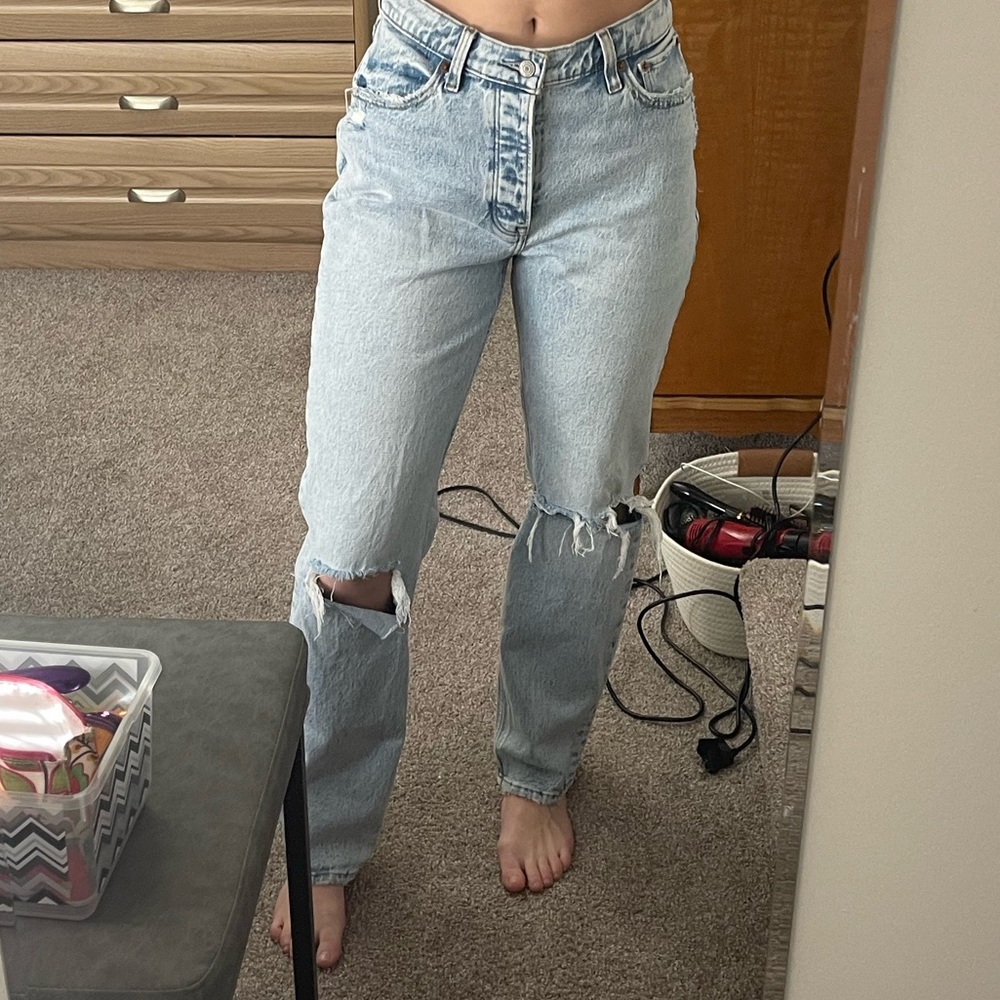 A&F the dad jean 27 long